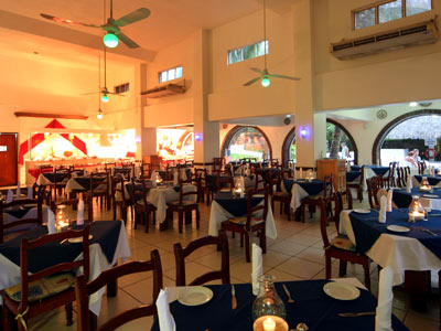 castillo huatulco, hoteles economicos huatulco