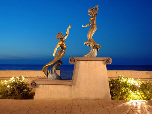 estatuas en el malecon, puerto vallarta