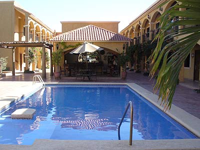 hoteles baratos loreto