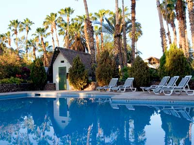 hoteles baratos loreto