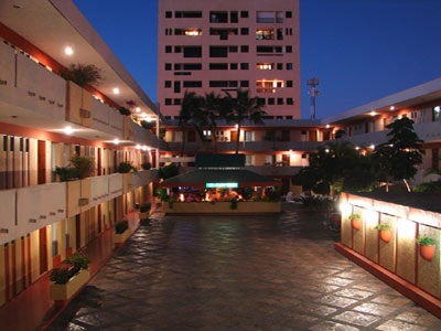 azteca inn - hoteles baratos mazatlan
