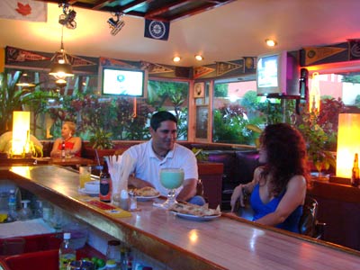 azteca inn - hoteles baratos mazatlan