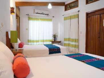 hotel  la aldea halach huinic,hoteles economicos palenque chiapas