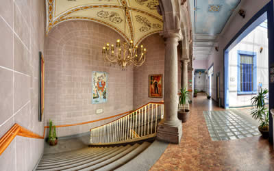 Hotel La Alhondiga